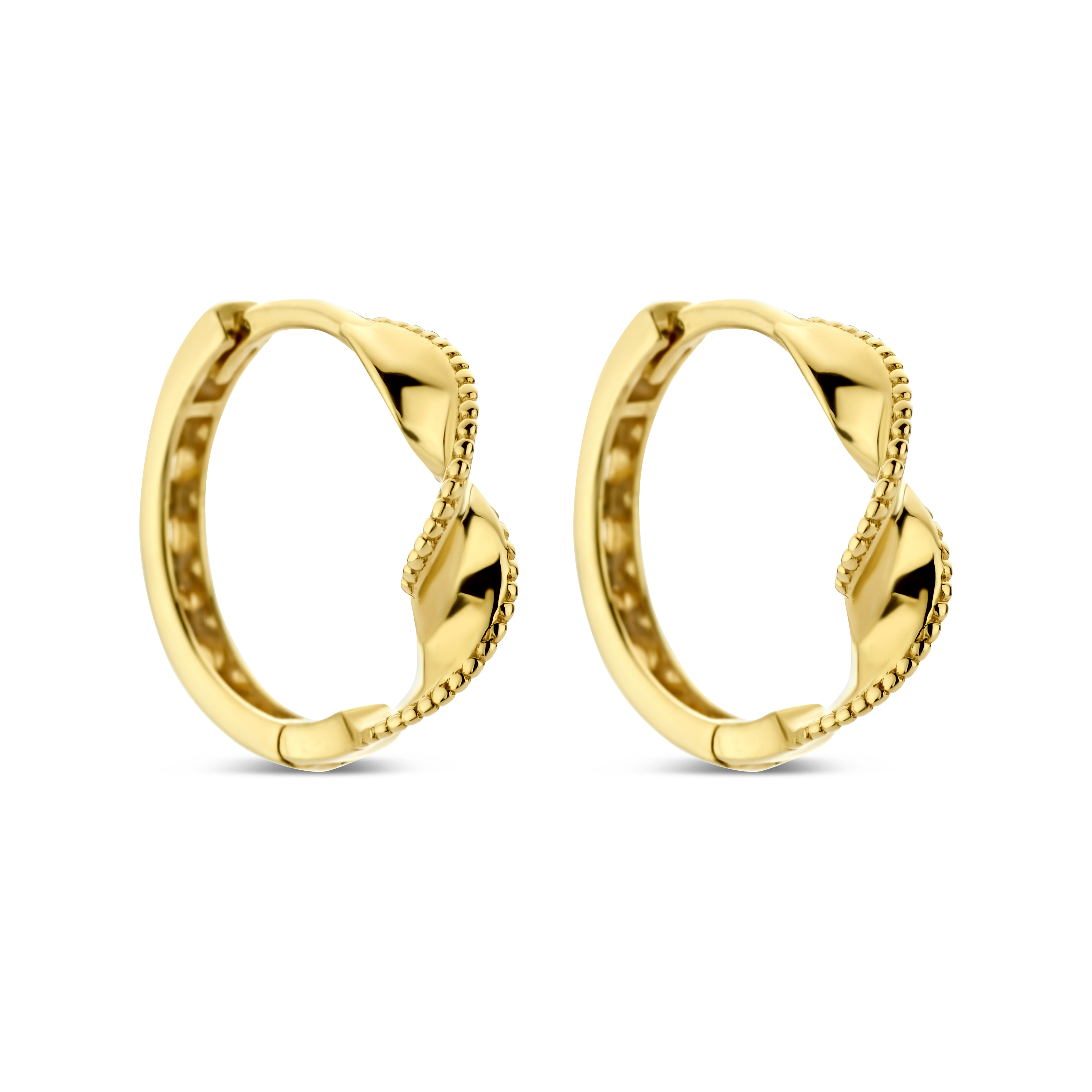 Dit zijn oorbellen van het merk Swing Jewels gemaakt voor dames.