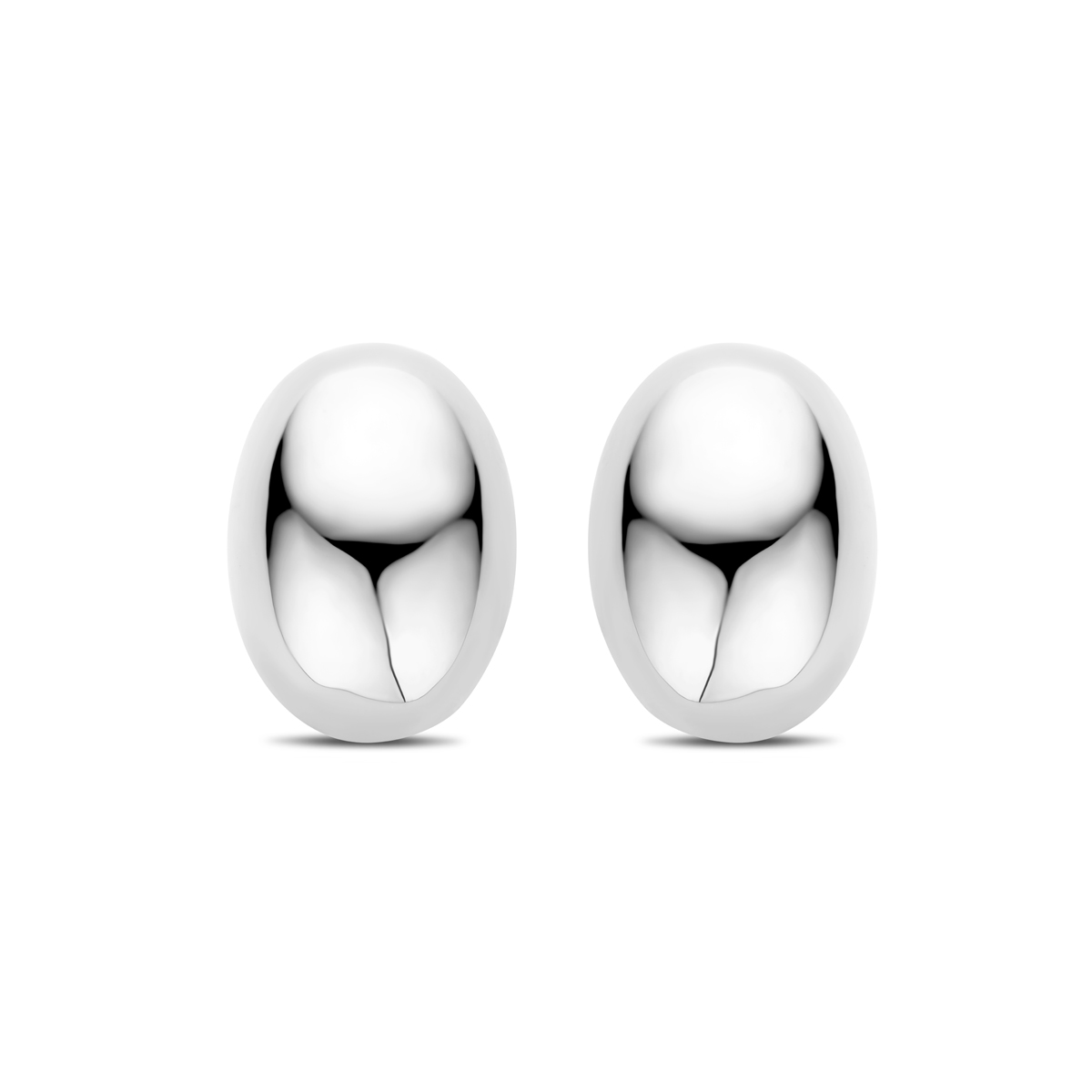 Gerhodineerd 925 zilveren oorknoppen met een afmeting van 19,5x12.5mm.