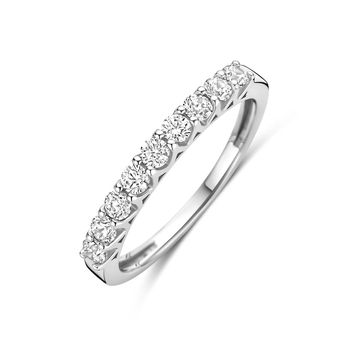 Gerhodineerd 925 zilveren ring uitgevoerd met zirkonia. De ring heeft een breedte van 2.5mm.