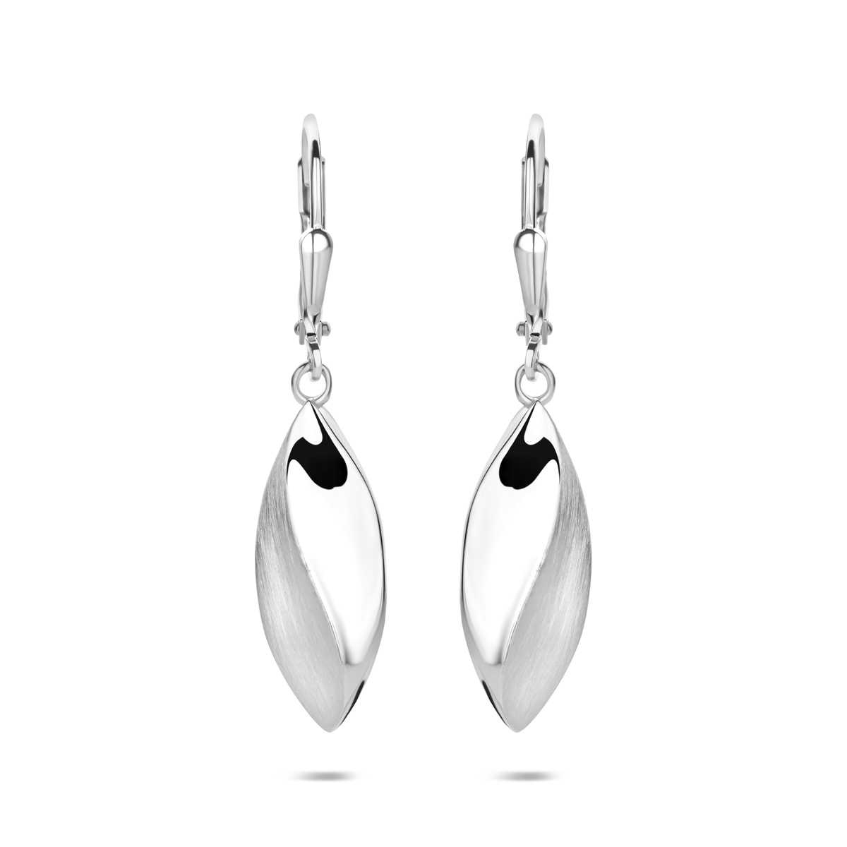 Gerhodineerd 925 zilveren oorhangers met een totale hoogte van 36mm