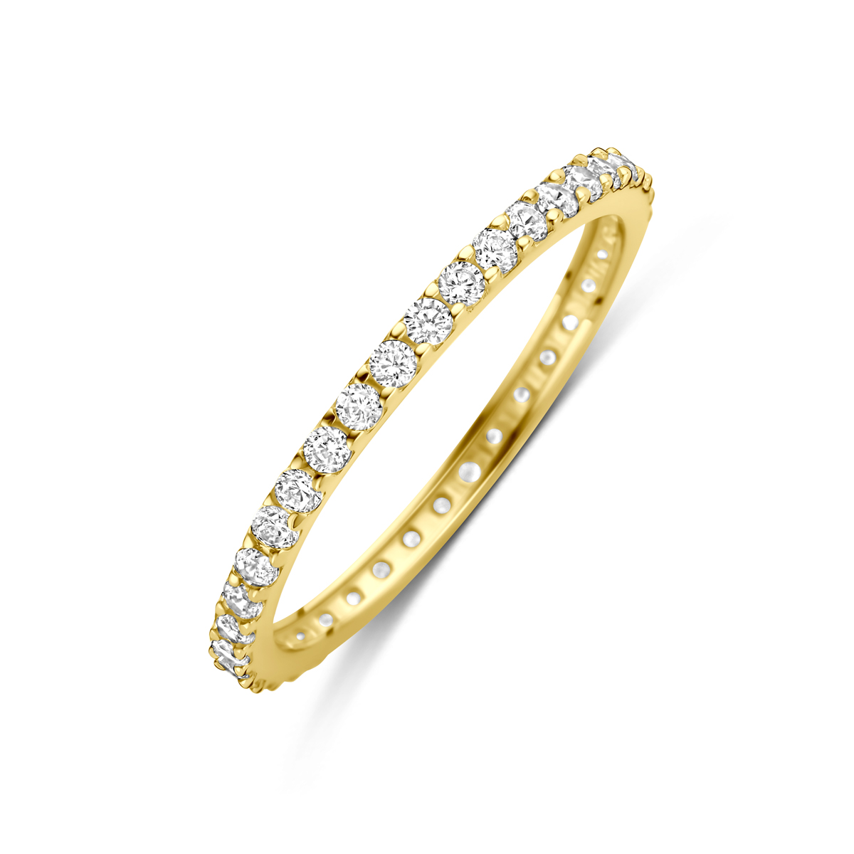 14k Geelgouden ring uitgevoerd met zirkonia. De ring heeft een breedte van 1.5mm.