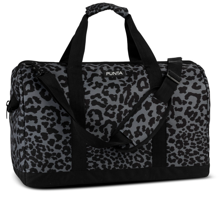 De Punta Weekend Doctor’s Bag XL – stijlvolle en ruime reistas

De De Punta Weekend Doctor’s Bag XL is de perfecte metgezel voor jouw weekenduitjes en korte reizen. Deze luxe weekendtas uit de categorie Travel Luggage Accessories (subtype Travel Weekend Bags) combineert elegant design met praktische functionaliteit.

Ruim en doordacht ontwerp

Dankzij het royale formaat biedt deze doctor’s bag voldoende ruimte voor al je kleding, schoenen en reisbenodigdheden. De tas opent wijd, zodat je eenvoudig overzicht houdt en snel bij je spullen kunt.

Je kunt de tas comfortabel in de hand dragen of stijlvol over de schouder met de afneembare en verstelbare schouderband – ideaal voor reizen met optimaal gemak.

Afmetingen

Hoogte: 35 cm

Breedte: 49 cm

Diepte: 28 cm

Kenmerken

Luxe De Punta design – stijlvol en praktisch

Ruim hoofdvak met overzichtelijke indeling

Draagbaar in de hand of over de schouder

Perfect formaat voor weekendtrips of korte reizen

Categorie: Travel Luggage Accessories

Subtype: Travel Weekend Bags

Perfect voor elk avontuur

Of je nu een citytrip, zakenreis of spontaan weekendje weg plant – de De Punta Weekend Doctor’s Bag XL is de ideale reistas voor wie reist met stijl en comfort.