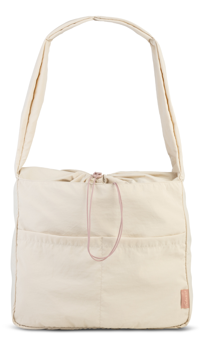 De Fabrizio strandtas in naturel, modelnummer 50451-1600, valt onder de categorie schoudertassen. Deze stijlvolle tas is perfect voor een dagje strand of een zomerse wandeling. Draag hem nonchalant over je schouder voor een ontspannen en trendy look. Ideaal om je dagelijkse benodigdheden mee te nemen en te stralen met flair.