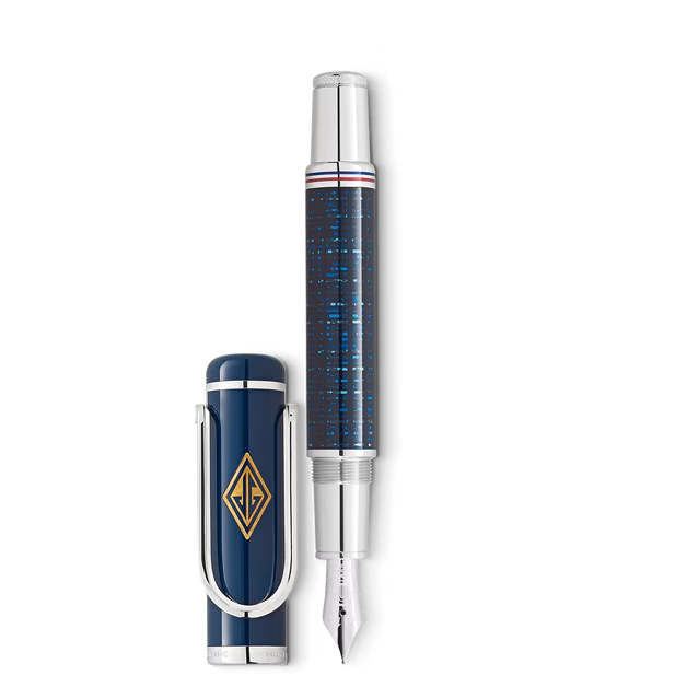 De Montblanc Great Characters Homage to The Great Gatsby Special Edition vulpen, modelnummer MB130657, is een luxe accessoire binnen de categorie schrijfwaren. Deze vulpen combineert elegantie en vakmanschap, perfect voor liefhebbers van fijn schrijven. Ideaal om met een stijlvolle outfit te dragen, het is een statementstuk dat zowel functionaliteit als verfijning toevoegt aan uw schrijfroutine.