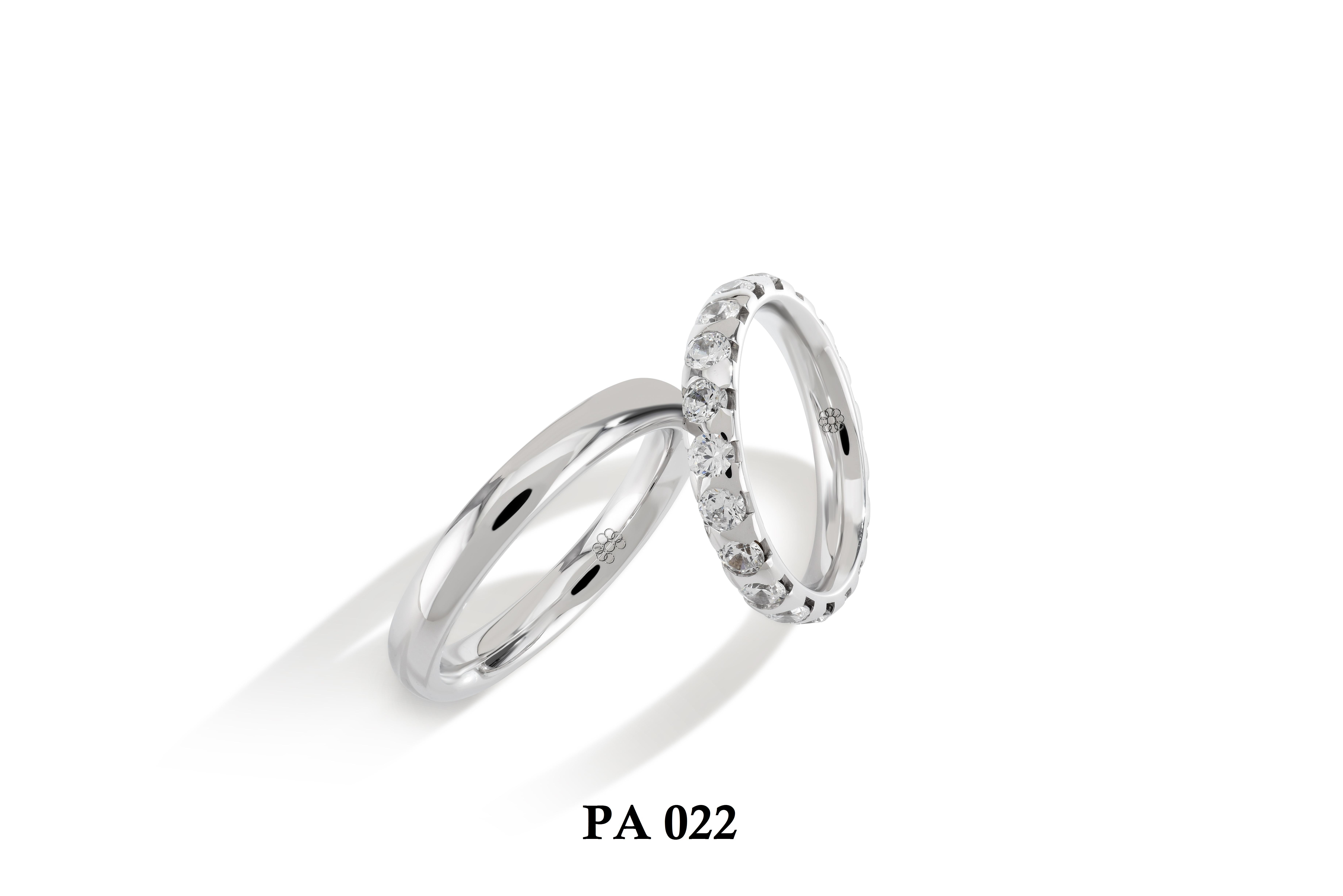 Deze prachtige gouden trouwringen zijn verkrijgbaar in verschillende goudgehaltes, waaronder 8, 9,14 en 18 karaats goud.
Ook zijn deze ringen te bestellen in Zilver en Platina.
Deze ringen zijn tevens leverbaar in:
Geel goud
Rosé goud 
Wit goud 

(Al onze diamanten sieraden worden gecertificeerd geleverd)