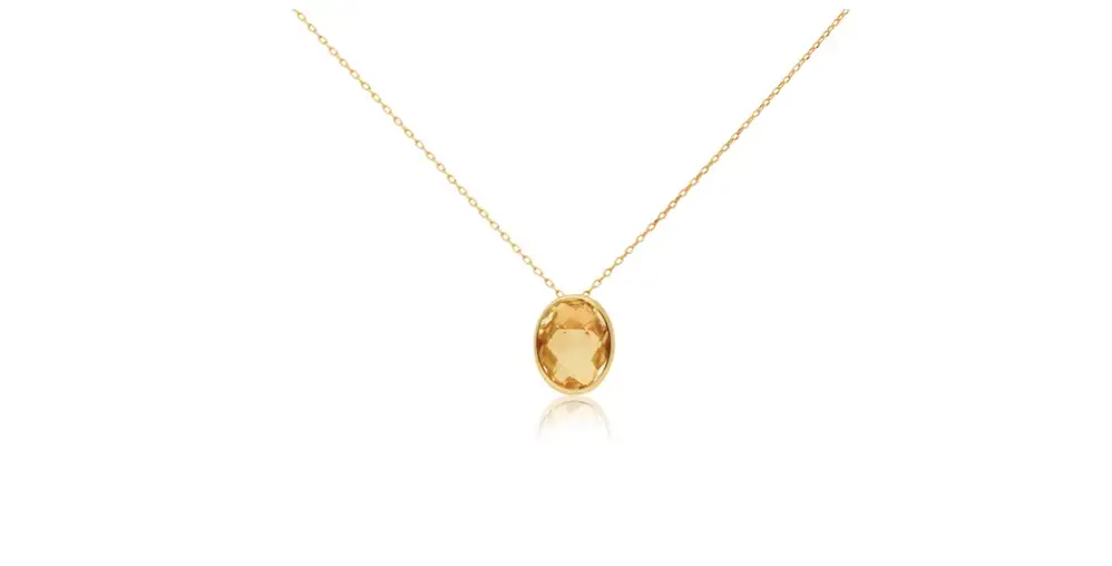 De 14 Karaat GLOW collier is een elegante ketting in goud met een prachtige citrien hanger. Draag deze verfijnde ketting solo voor een subtiele, chique look, of combineer met andere lagen voor een trendy uitstraling. Perfect voor zowel dagelijkse outfits als speciale gelegenheden.
