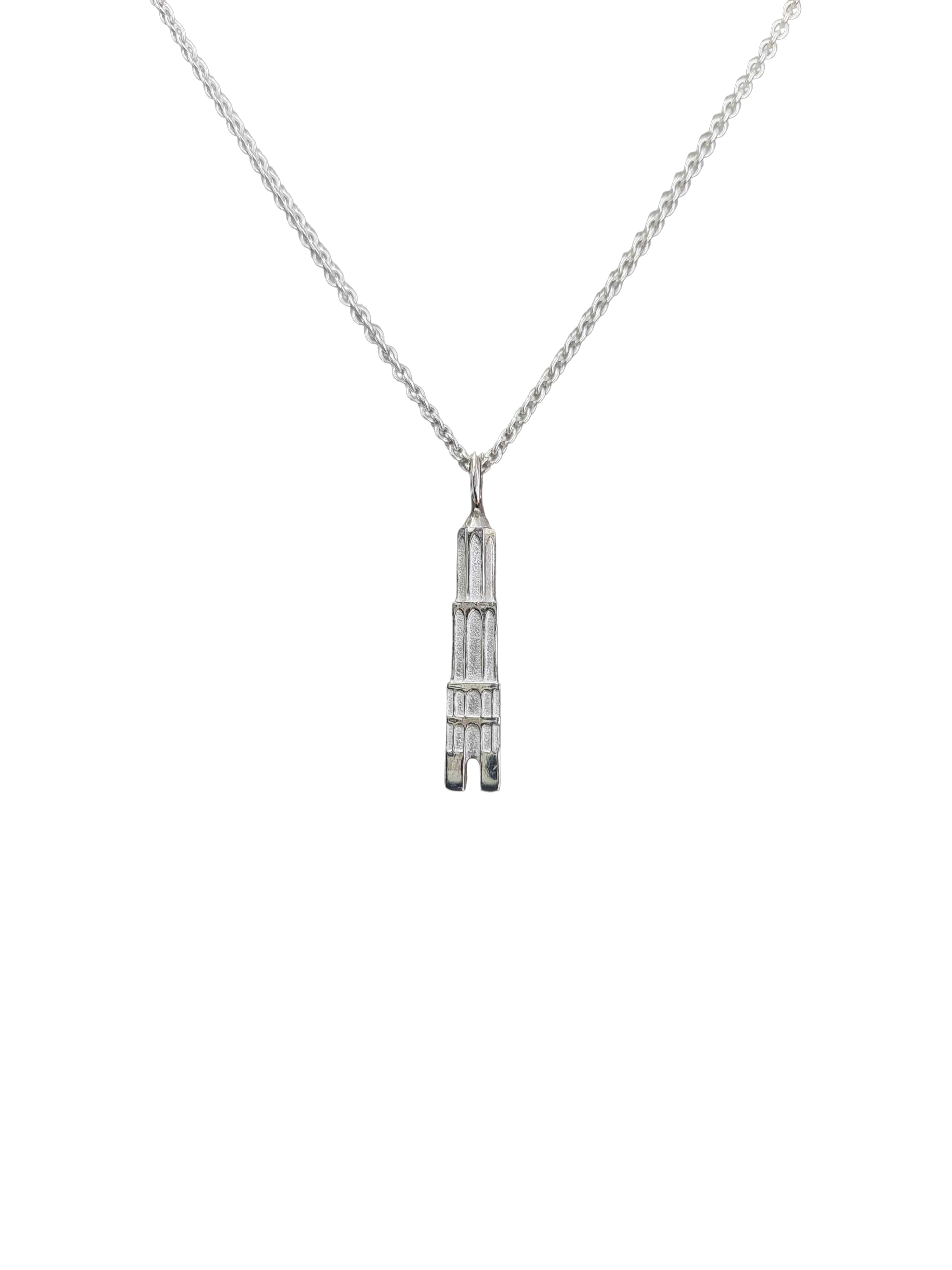 Zilveren hanger massief van de Domtoren Utrecht