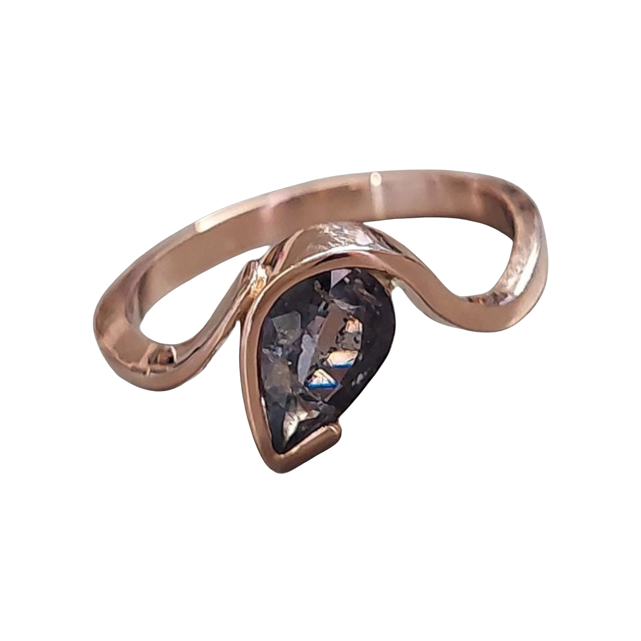 14kt roodgouden ring met saffier 1.31ct deze steen bevat kleine insluitsels aan de oppervlakte