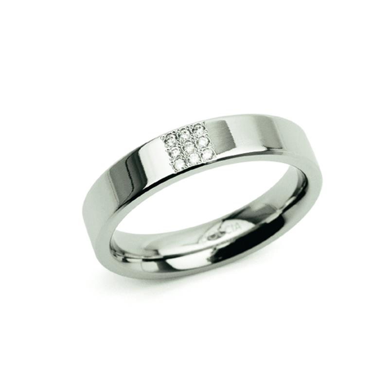 Dit is een ring van het merk Boccia Titanium