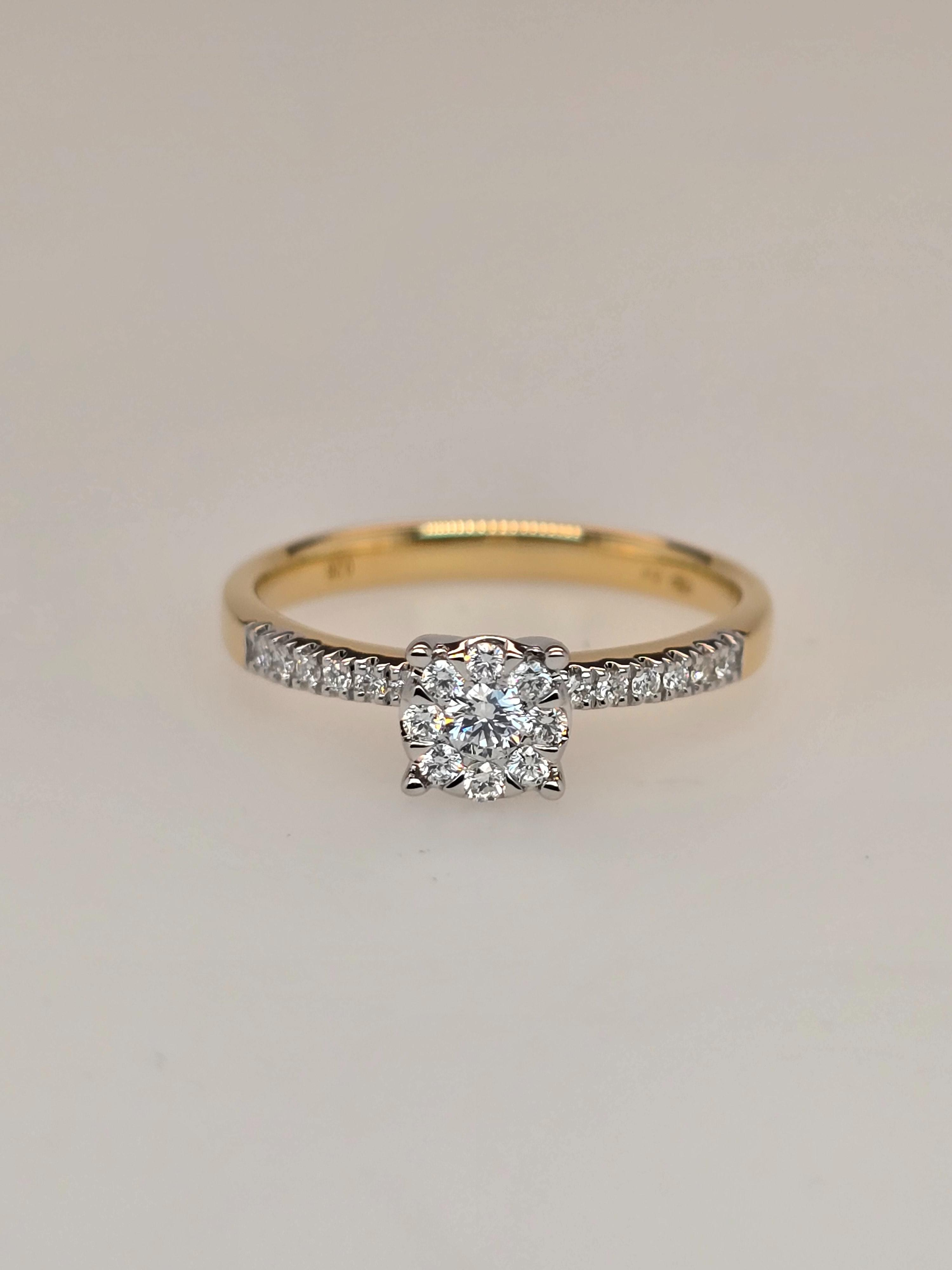 Ring wit goud 18kt met diamanten.