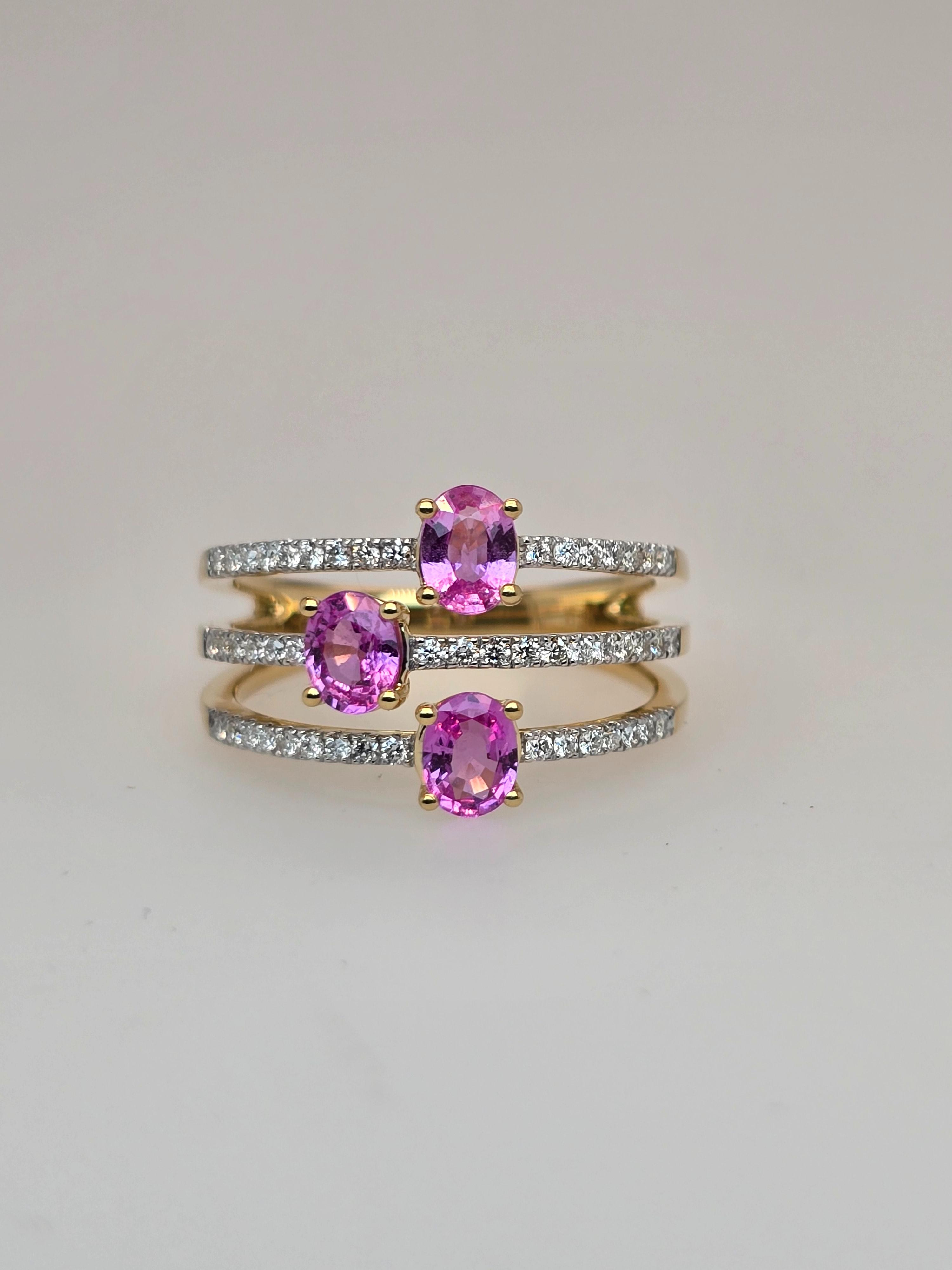 Ring goud 18kt met diamanten en roze saffier