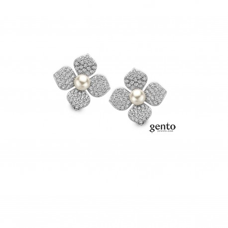 Oorbellen zilver met zirconium en witte parel