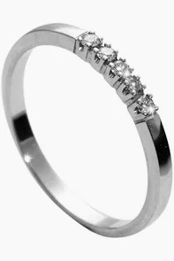 De R&C Ring RIN1701-5, met 0.05 karaat diamant en vervaardigd van 14 karaat witgoud, straalt verfijning uit. Deze elegante ring, modelnummer 1.RI.LB.14, is perfect voor dagelijks gebruik of speciale gelegenheden. Draag hem solo voor een subtiele uitstraling of combineer met andere ringen voor een modieuze look. Ideaal als geschenk of voor uzelf.
De ring is verkrijgbaar in meerdere afmetingen.
