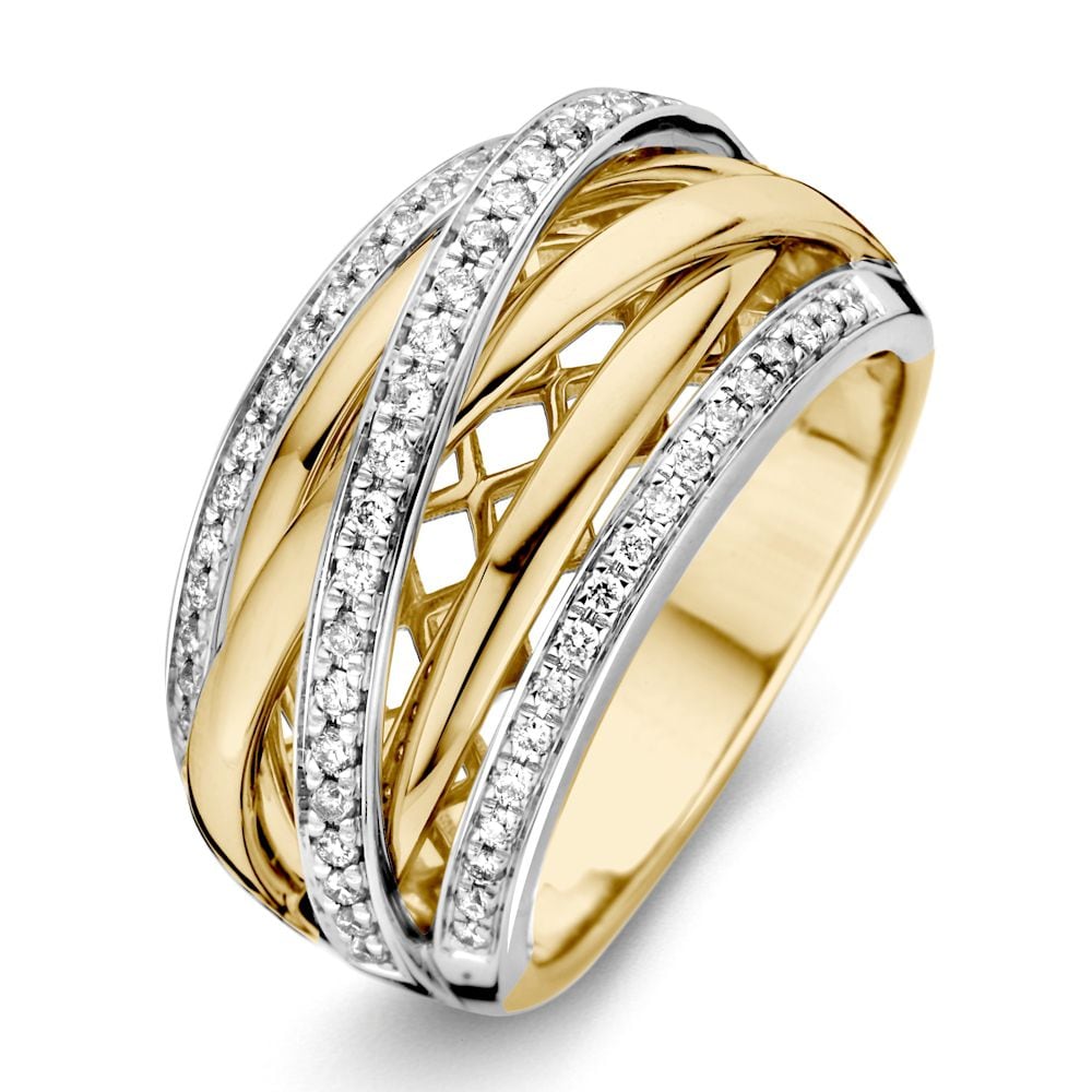 Deze prachtige Ring bicolor briljant 0.34 crt. Maat 58 combineert elegantie en stijl. Gemaakt van 14 karaat goud, met een schitterende briljantgeslepen diamant van 0.34 karaat (SI1). De ring heeft een gewicht van 8 gram en een breedte van 12,2 mm. Draag hem solo of combineer met andere sieraden voor een verfijnde look. Modelnummer: RG416343-58.