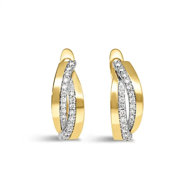  Jubileum oorringen van Pas Diamonds. Deze cross-over oorringen van 14krt geelgoud heeft 40 diamanten van totaal 023crt HSI kwaliteit. Bij deze mooie oorringen word een luxe juwelen box geleverd