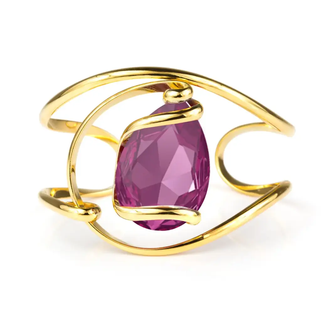 De sieraden van Andrea Marazzini worden ontworpen en handgemaakt in Italië. Dit sieraad is gemaakt van verguld metaal in combinatie met kristal van hoge kwaliteit. Het materiaal is hypoallergeen en nikkelvrij. Ieder Andrea Marazzini sieraad is uniek en een schoonheid voor het oog.