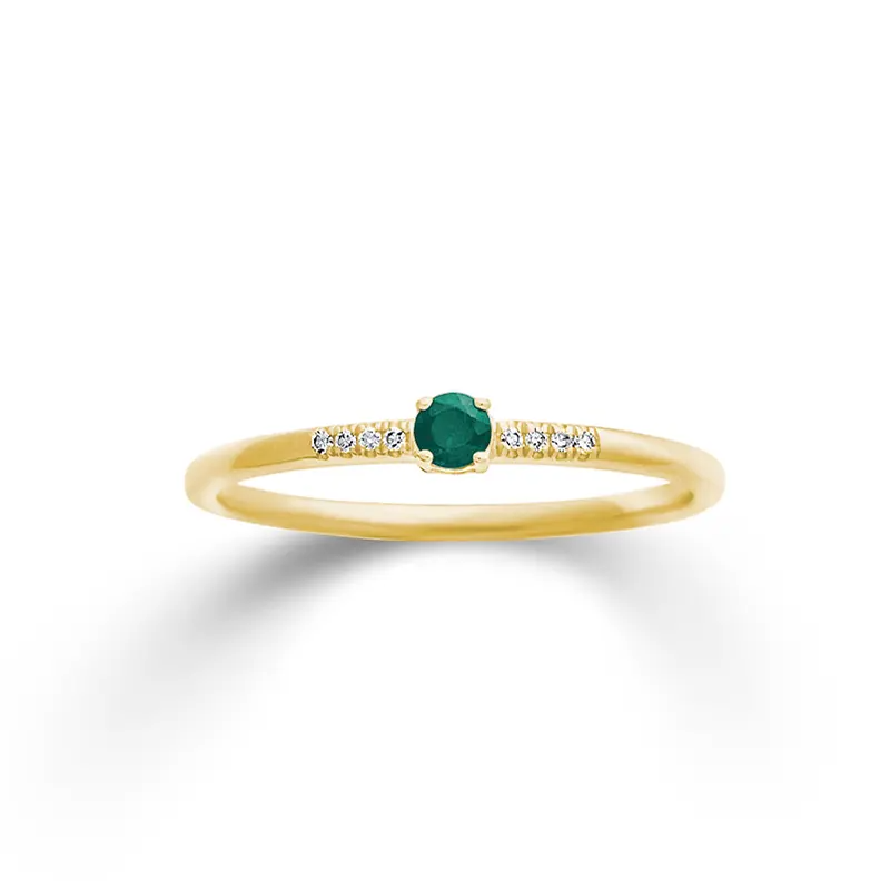 Gouden ring met 0.09 ct smaragd en 0.02 ct. briljant in maat 54.