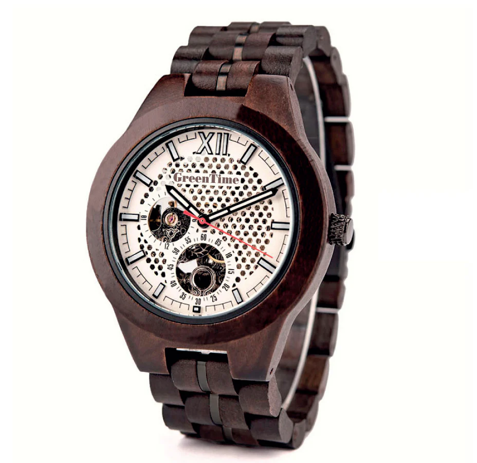 De Green Time Horloge is een stijlvol automaat horloge. Als polshorloge voegt het een vleugje elegantie toe aan elke outfit. Het is ontworpen voor dagelijks gebruik en past perfect om uw pols. Dit horloge is ideaal voor zowel formele als informele gelegenheden, waardoor u altijd op tijd en modieus bent.