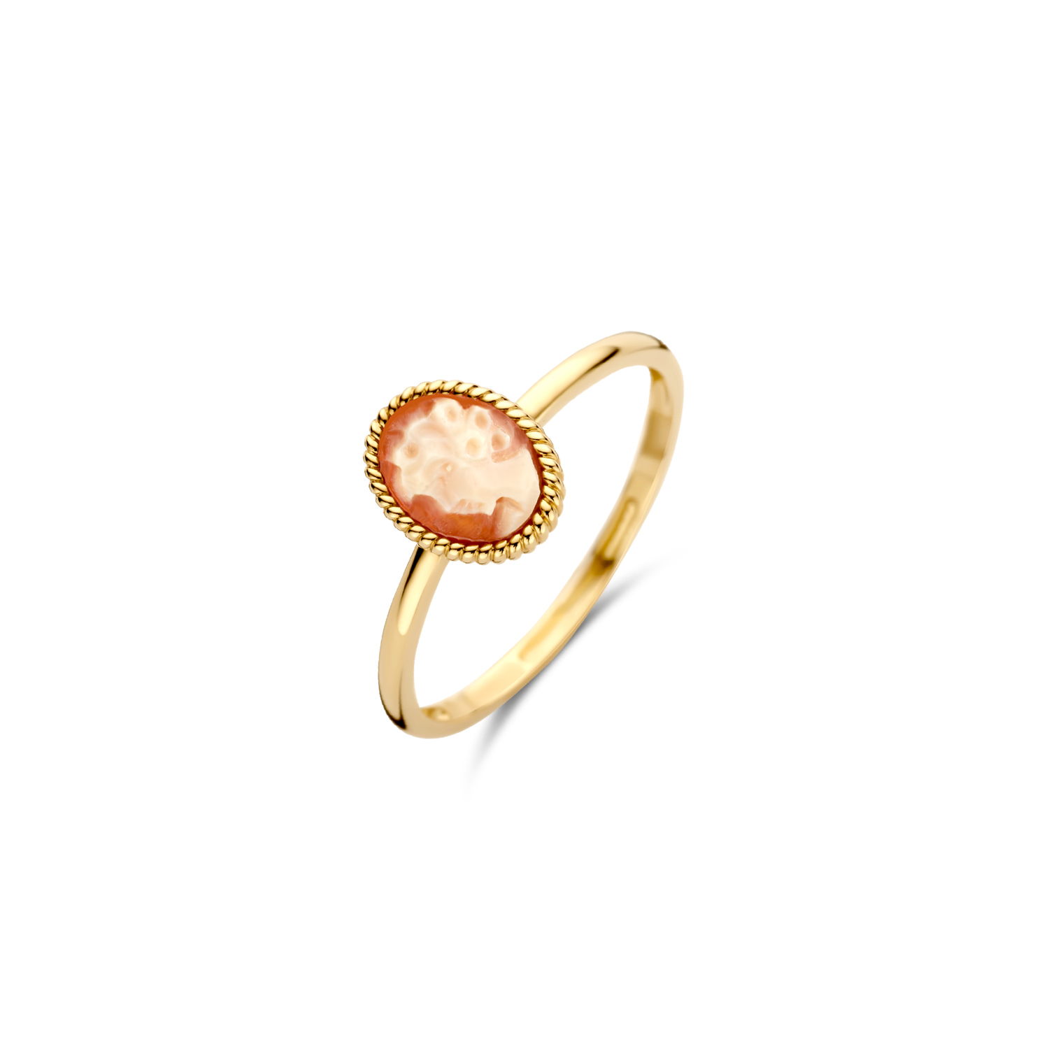 De camee in deze ring van 14k geelgoud is gezet in een gladomzetting met speels kabelmotief. De band heeft een doorsnede van 1,4 mm. Prachtig te mixen en matchen met andere sieraden uit onze collectie, maar ook heel mooi op zichzelf.