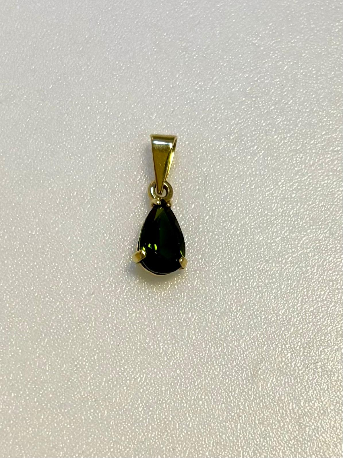 Gouden hanger peridoot