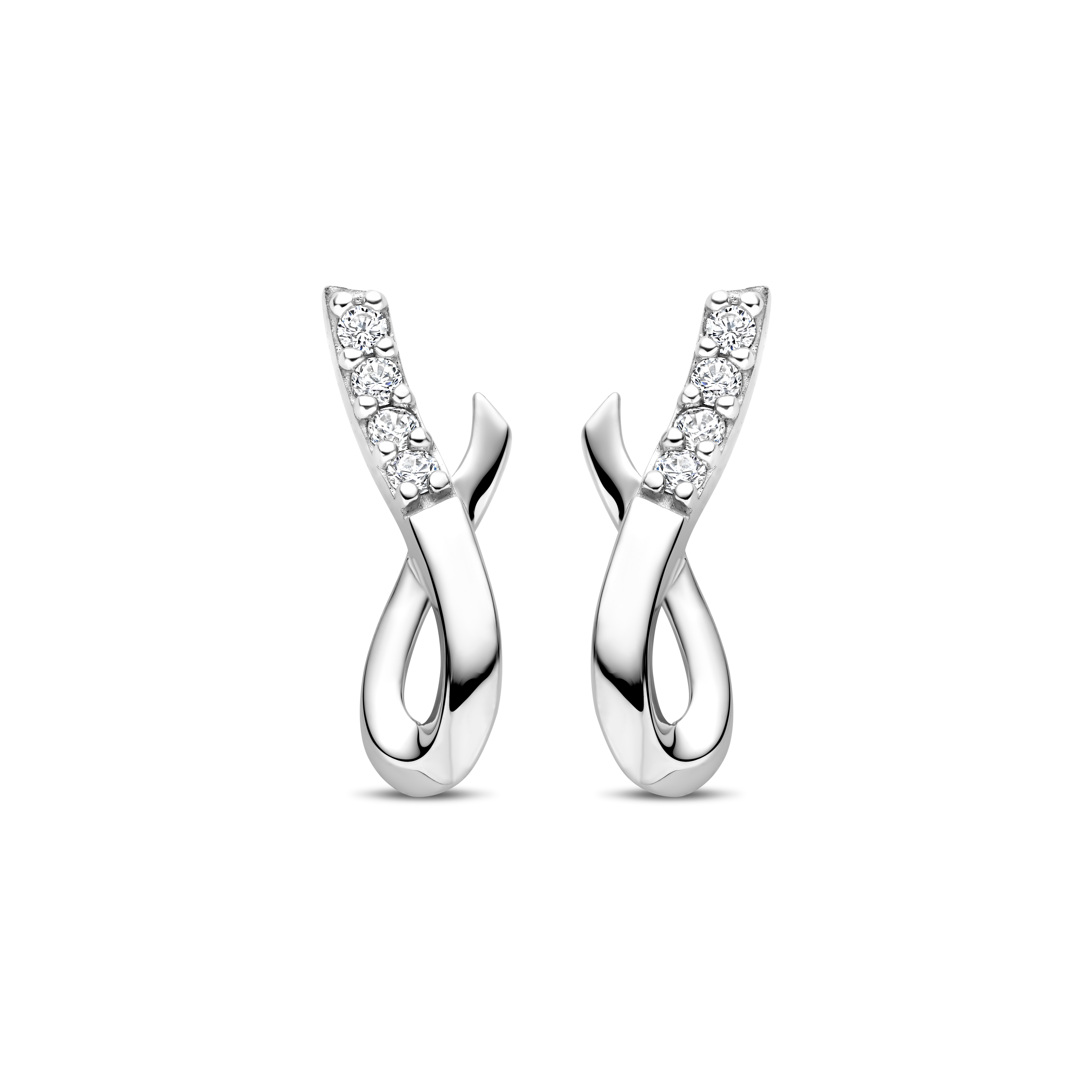 De Rosa di Luca zilveren oorstekers (modelnummer 625033) zijn elegante stud oorbellen gemaakt van 925 sterling zilver, versierd met schitterende zirkoonstenen. De zilverkleurige uitstraling maakt ze perfect voor zowel dagelijkse als formele gelegenheden. Combineer deze oorbellen met andere zilveren sieraden voor een verfijnde en stijlvolle look. Ideaal voor elke sieradencollectie.