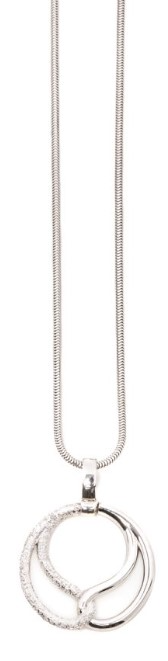 Yo-Design is een zilveren juwelenlijn met fijn en elegant design, dat zich onderscheidt van de rest van de markt. De collectie kenmerkt zich door verfijnde ontwerpen die zich lenen voor dagelijks gebruik, maar die zeker niet misstaan op een galajurk. Yo-Design is in 2000 opgericht door Joanna Taraszkiewicz en vernoemd naar de oprichtster.