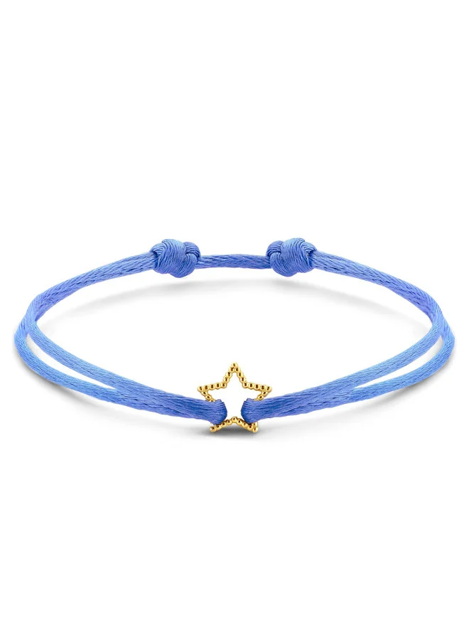 Materiaal, 14 karaat geelgoud
Afwerking, Glanzend
Afmeting, De ster heeft een doorsnede van 8 mm
Satijnkoord, Standaard word de Vintage Star geknoopt op 1,5 mm koord: De eerste kleur zal geknoopt worden aan de ster, de tweede en derde kleur zijn reserve kleuren

LET OP! kleur van satijnkoord wijkt af van de foto.