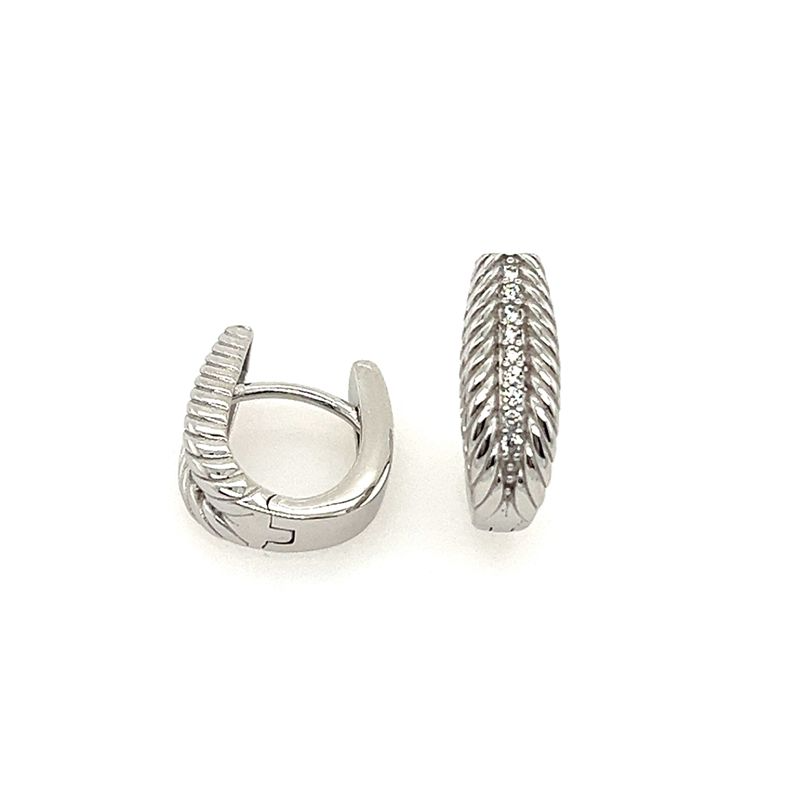 Die Scharniercreolen 925 rhodiniert mit Zirkonia, Modellnummer 5-214528-001, bestechen durch ihr elegantes Design. Diese Creolen aus hochwertigem 925er rhodiniertem Silber sind mit funkelnden Zirkonia-Steinen besetzt. Ideal f&uuml;r besondere Anl&auml;sse, verleihen sie jedem Outfit einen Hauch von Glamour. Am besten tragen Sie sie zu eleganter Abendgarderobe oder stilvoller Business-Kleidung.