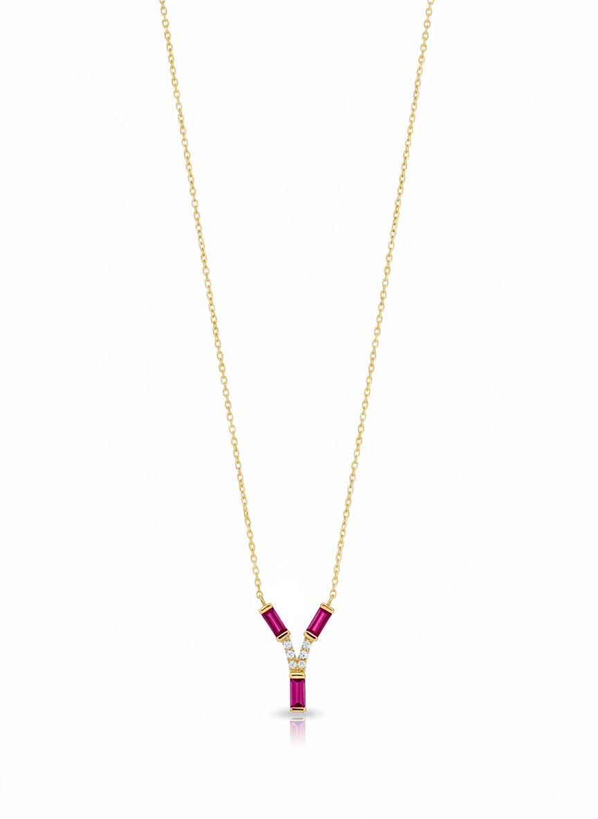 Dit 14k gouden diamanten collier met baguette geslepen Robijn, modelnummer 3517, is een luxe sieraad vervaardigd van 14 karaat goud. Het heeft een gouden kleur, een lengte van 45cm en een glanzende afwerking. Perfect voor speciale gelegenheden, draag het als een statement piece op een eenvoudige jurk om de elegante glans te benadrukken. Nieuw in voorraad!