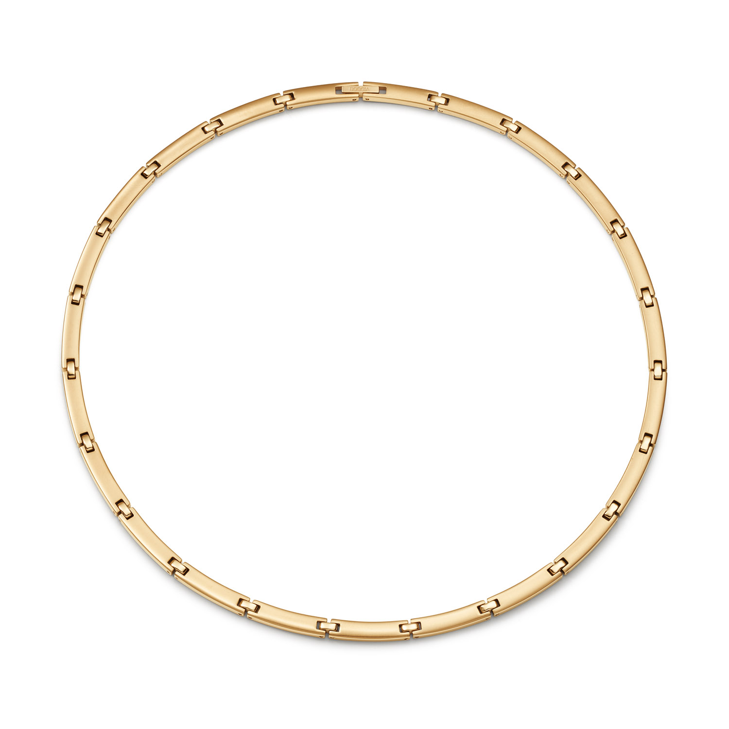 Boccia Titanium 08089-03 Ketting 50cm
Deze unieke titanium ketting van Boccia Titanium is een mooie toevoeging aan je sieradencollectie! Wat deze mat/glanzende goudkleurige titanium ketting uniek maakt, is dat hij grote rechthoekige matte schakels heeft met daartussen vierkante glanzende schakels, dit geeft een volle en luxe uitstraling. De ketting heeft een lengte van 50cm en sluit met een klapsluiting. Combineer de ketting met de bijpassende armband en oorbellen voor een complete look.

HET MERK
Boccia Titanium is het titanium merk van Nederland, dat zijn oorsprong in Duitsland vindt en is opgericht in het jaar 1992. Ontwikkeld door internationale ontwerpers. Alle titanium componenten van de BOCCIA TITANIUM collectie zijn gemaakt van 99,7% puur titanium; het bijzondere materiaal. Het is licht in gewicht, neemt de temperatuur van de huid aan en is zeer huidvriendelijk. Bovendien is het corrosie- en temperatuurbestendig.

SPECIFICATIES
- Ketting
- Puur titanium
- Recht plat
- Goudkleurig
- 50cm