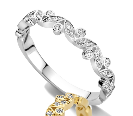 Witgouden ring 18kt met diamanten 0.16ct.