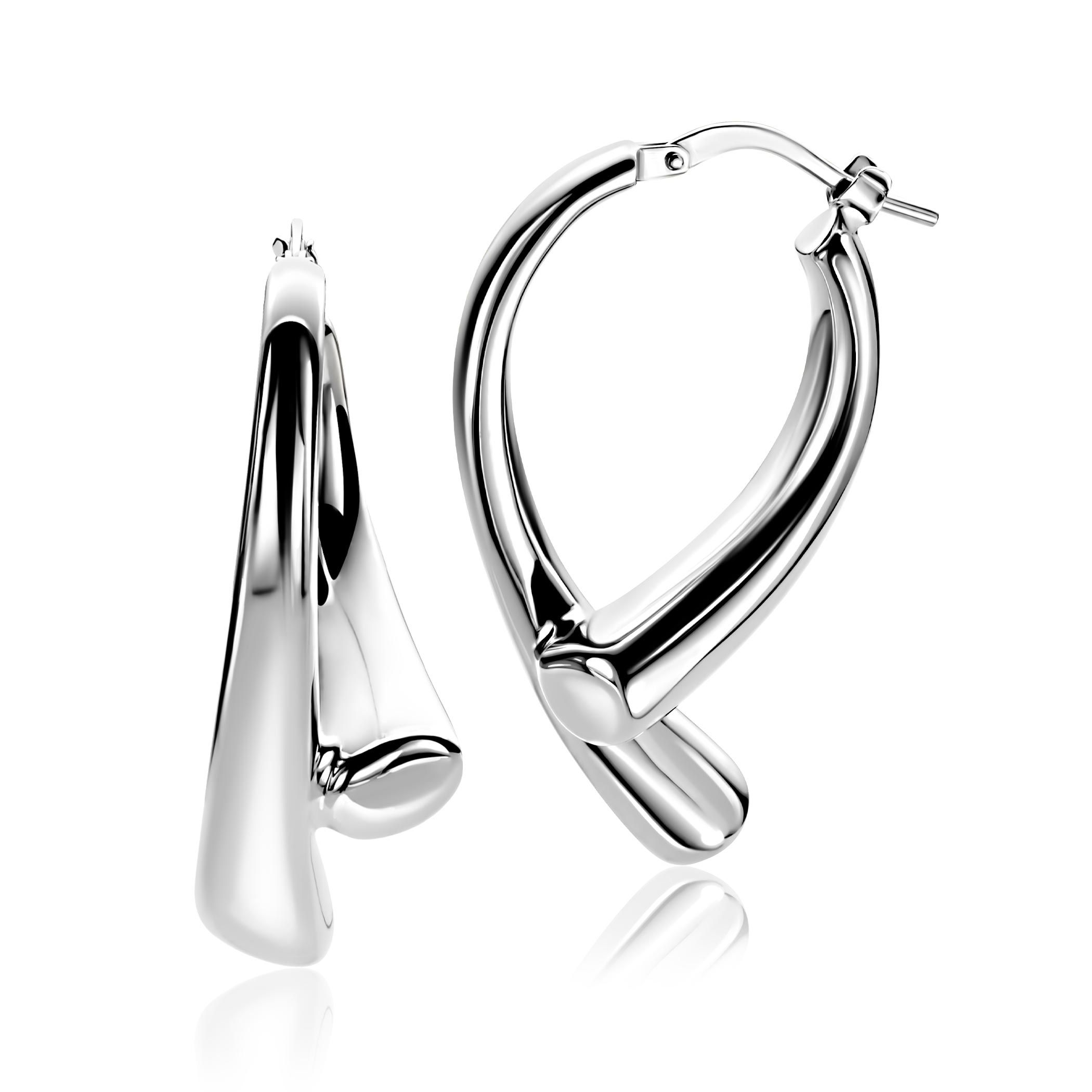 ZINZI OORBELLEN modelnummer ZIO2786 zijn elegante oorbellen met het type "stud earrings". Deze oorbellen vallen onder de categorie "sieraden" en bieden een verfijnde uitstraling voor elke gelegenheid. Combineer ze met zowel formele als casual outfits voor een subtiele, stijlvolle touch. Perfect om dagelijks te dragen of bij speciale gelegenheden.