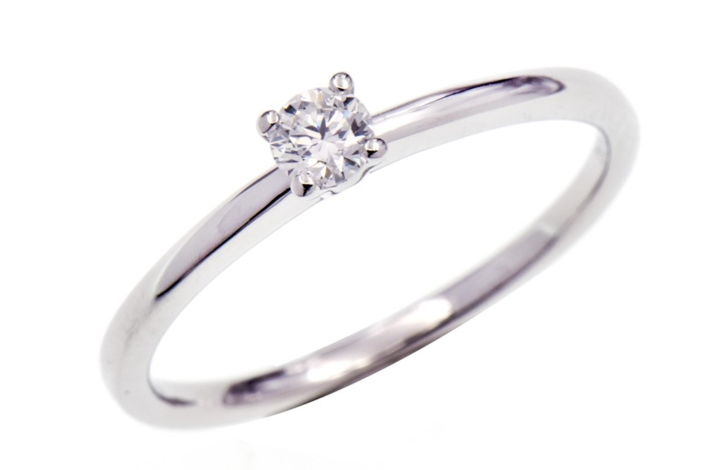 Solitair wit goud met diamant 0.10 ct
