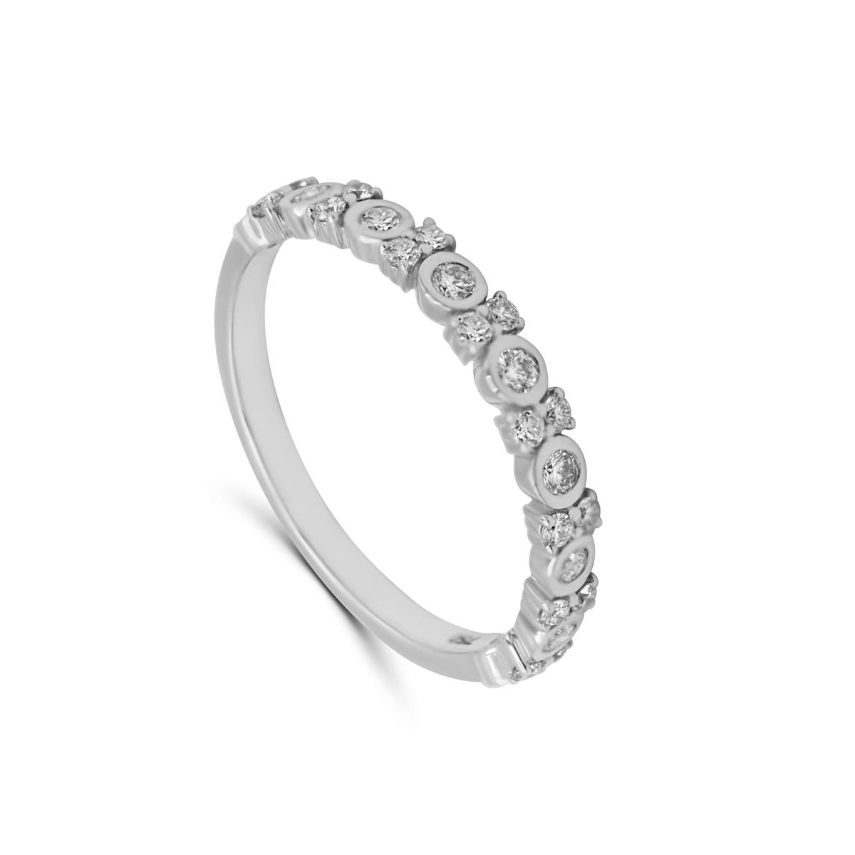 Ring wit goud 18 kt met diamant 0.36 ct