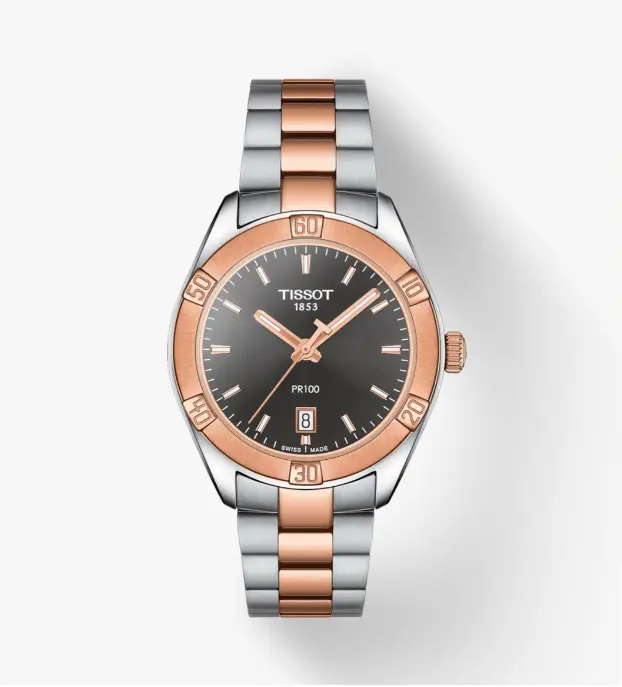 De Tissot PR 100 Sport Chic T101.910.22.061.00 36MM is een elegant horloge met een quartz uurwerk en  bi colour stalen band. Het heeft een antraciet wijzerplaat met strakke indexen en datumaanduiding op 6 uur. Dit horloge is waterbestendig tot 100 meter en perfect voor dagelijks gebruik of bij speciale gelegenheden. Combineer het met zowel casual als formele outfits voor een stijlvolle look.