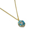 GEO collectie Jorge Revilla

Zilver vergulden hanger turquoise.
19 mm lengte.

*exclusief collier 