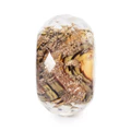 The earth keeps her secrets for those who know where to look. This limited-edition faceted glass bead glows with a golden light, capturing the beauty and mystery of the world beneath your feet. This bead is reserved for those who are part of the Trollbeads Club.