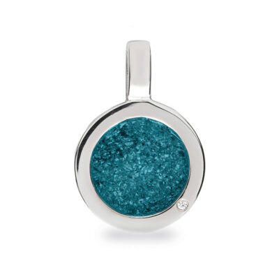 Zilveren hanger rond met zirconia. Mogelijkheid om met as te vullen.