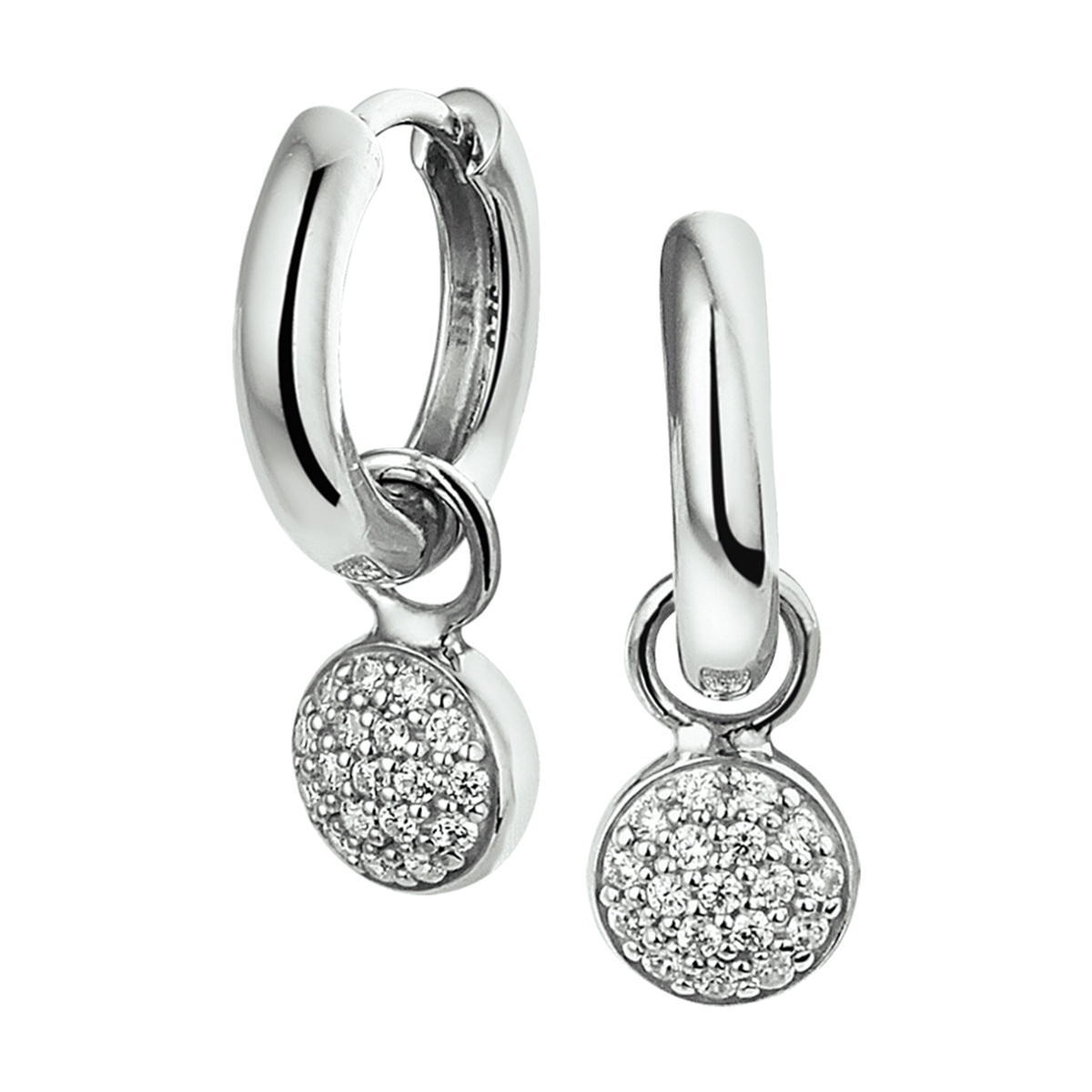 Gerhodineerd 925 zilveren klapoorringen met zirkonia. De klapoorringen hebben een afmeting van 15x3mm.