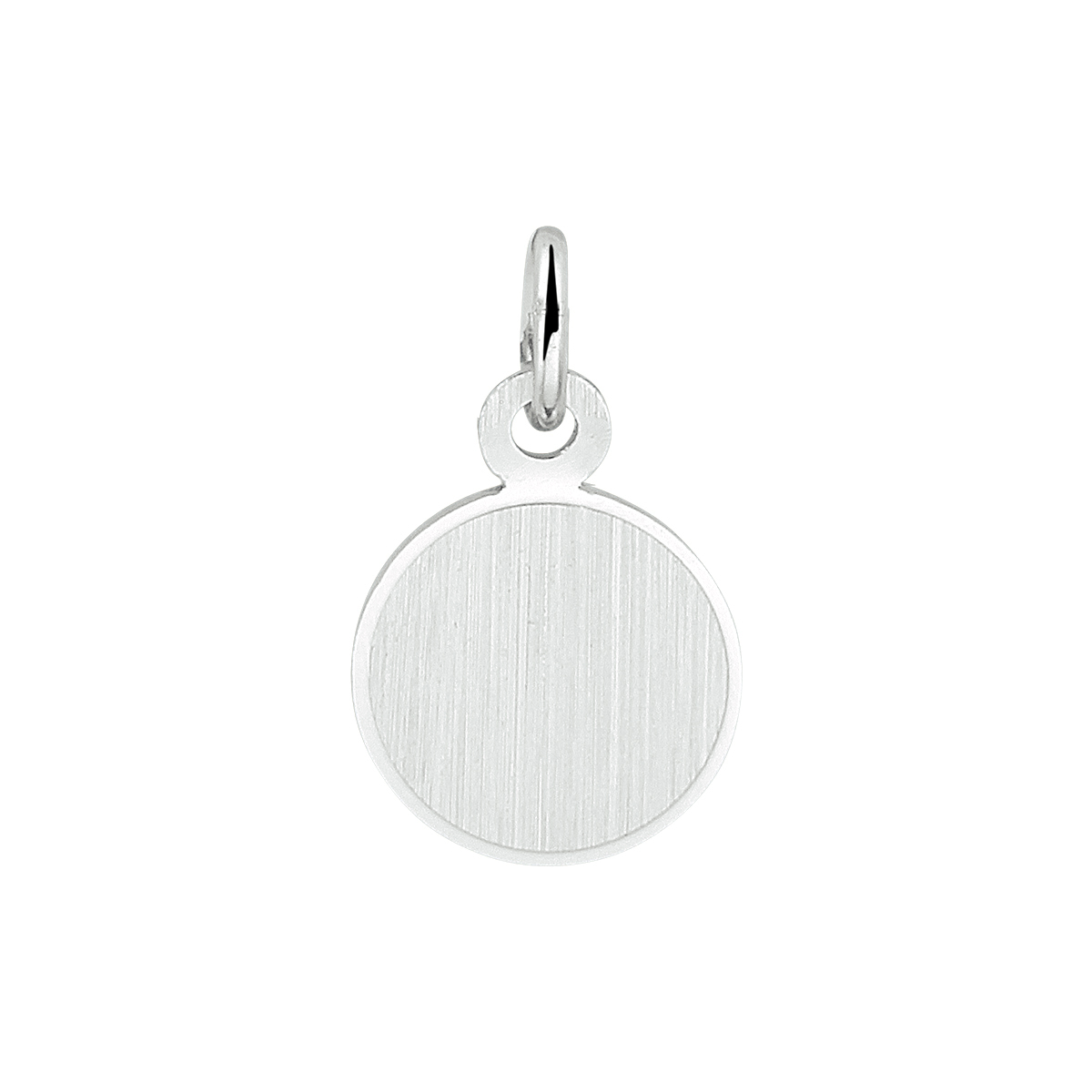 Gerhodineerd 925 zilveren ronde graveerhanger met een mat/gediamanteerde afwerking. De hanger heeft een totale hoogte van 1.4cm, een diameter van 9mm en een dikte van 0.6mm.