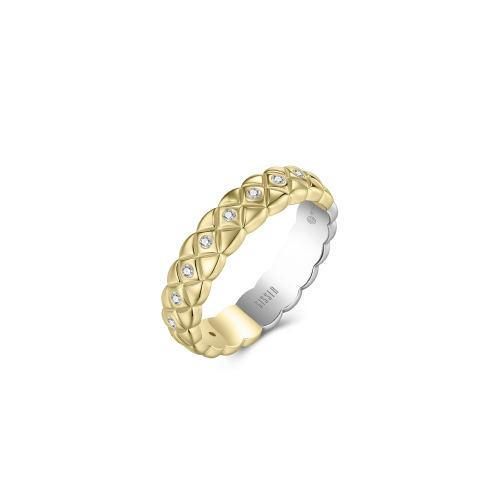 Deze Gisser ring is een goldplated ring met een patroon en bezet met zirconia's. Ideaal om een vleugje elegantie aan elke outfit toe te voegen. Draag hem solo voor een subtiele look of combineer met andere ringen voor een trendy, gelaagd effect. Perfect voor zowel dagelijkse als feestelijke gelegenheden.