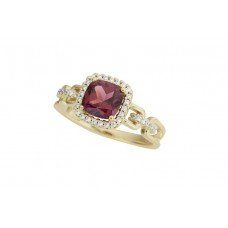 Ring 18 kt met Rodolite en diamant