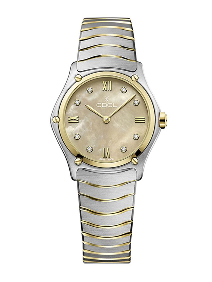 De Ebel 1216488 Sport Classic 29mm is een luxe horloge met Zwitserse quartz uurwerk. De kast en wijzerplaat zijn verrijkt met echte diamanten. De taupe parelmoer wijzerplaat en goudkleurige roestvrijstalen band stralen elegantie uit. Het is spatwaterbestendig (niveau 5) en perfect voor formele en speciale gelegenheden. Draag het om je pols voor een verfijnde uitstraling.