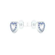Die Lillifee Kinderohrstecker Herz Zirkonia blau (Modellnummer: 2036559) zeichnen sich durch folgende Eigenschaften aus: Kategorie: Schmuck, Typ: Ohrstecker, Gr&ouml;&szlig;e: 1,0 cm, Material: Silber. Diese zauberhaften Ohrringe sind ideal f&uuml;r Kinder und verleihen jedem Outfit einen Hauch von Eleganz. Perfekt f&uuml;r festliche Anl&auml;sse oder den t&auml;glichen Gebrauch.