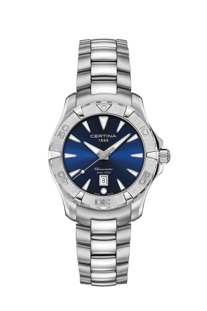 C0322511104100

De COSC-gecertificeerde kwarts-chronometer combineert maximale Zwitserse precisie met een waterdichtheid tot een druk van 30 bar (300 meter).