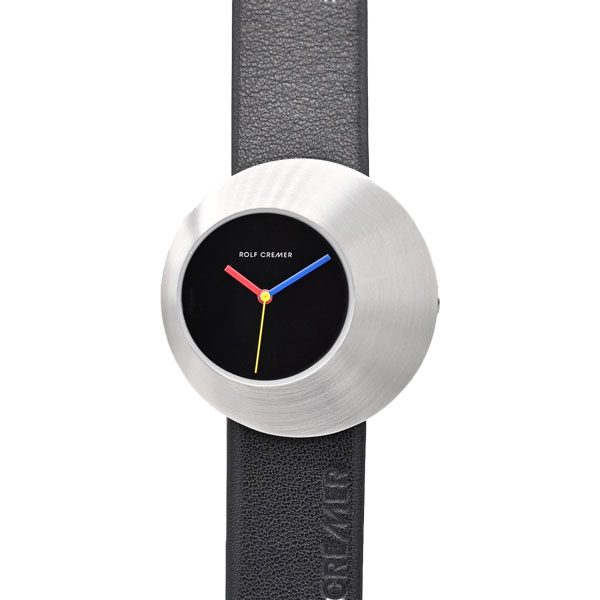 De ECLIPS 505907 is een stijlvolle polshorloge in de categorie horloges. Dit product onderscheidt zich door zijn elegant ontwerp en comfortabele pasvorm. De beste manier om deze polshorloge te dragen is door het bandje stevig vast te maken rond je pols, zodat het niet te los zit, maar ook niet te strak aanvoelt. Perfect voor dagelijks gebruik.