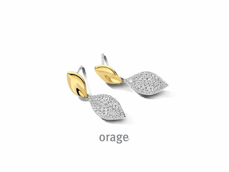 Product BB064 is een prachtig paar oorringen van het merk Orage . Deze juwelen zijn perfect voor elke gelegenheid en voegen een vleugje elegantie toe aan je outfit. Draag ze als statementstuk met je haar opgestoken voor een chique look, of combineer ze met casual kleding voor een verfijnde touch. Een veelzijdige aanvulling op je sieradencollectie.