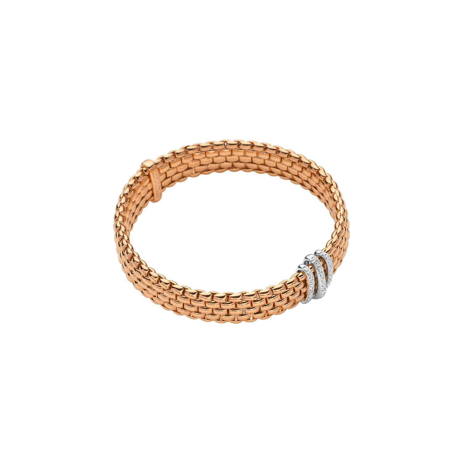 De Fope Panorama Flex'it armband in ros&eacute;goud met diamanten, modelnummer 58704BX_PB_R_BBB_00M, valt onder de categorie juweel en is een elegant en verfijnd sieraad. Deze luxe armband is ideaal voor zowel dagelijks gebruik als speciale gelegenheden. Draag hem solo voor een subtiele uitstraling of combineer met andere armbanden voor een gelaagde look. De maat van deze armband is M (17 cm). 