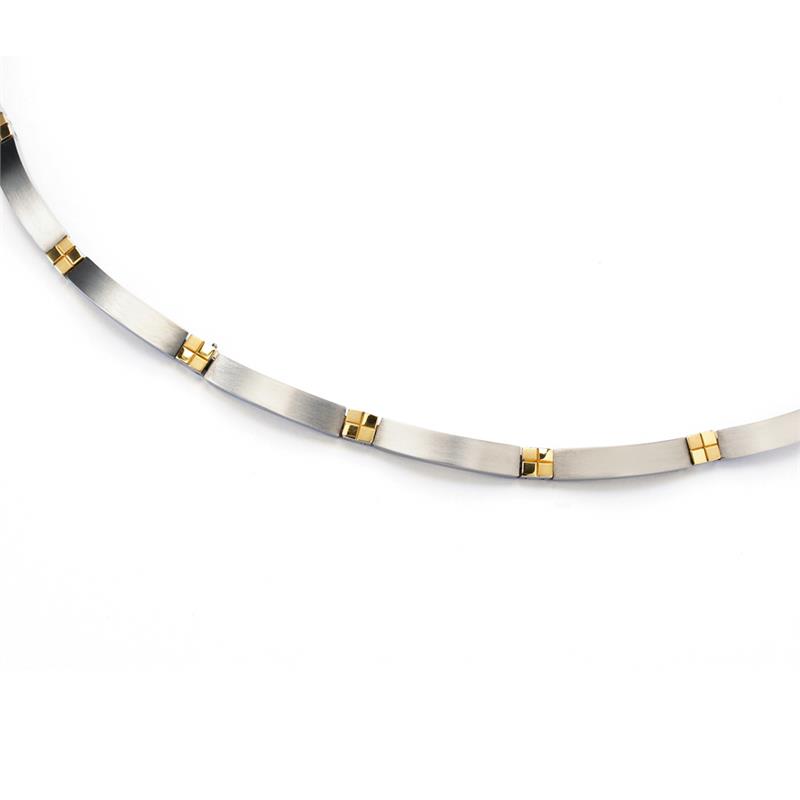 Dit is een collier van het merk Boccia Titanium