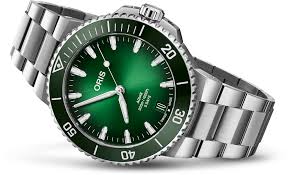 Oris Aquis Green with Celita movement 43,5mm steel strap